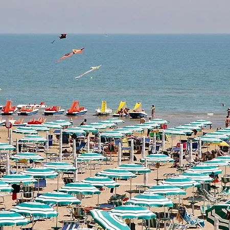 Olaszelmeny Beach Caravans *