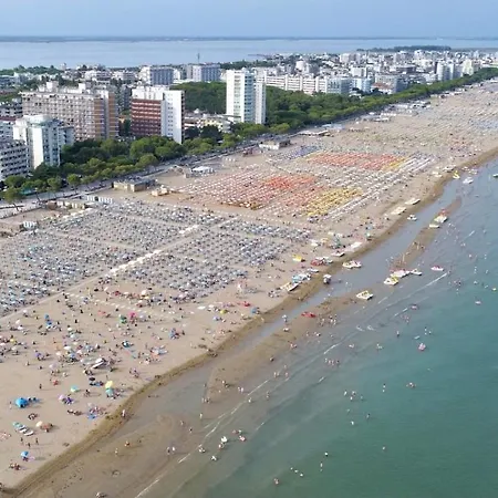 Kemp Olaszelmeny Beach Caravans